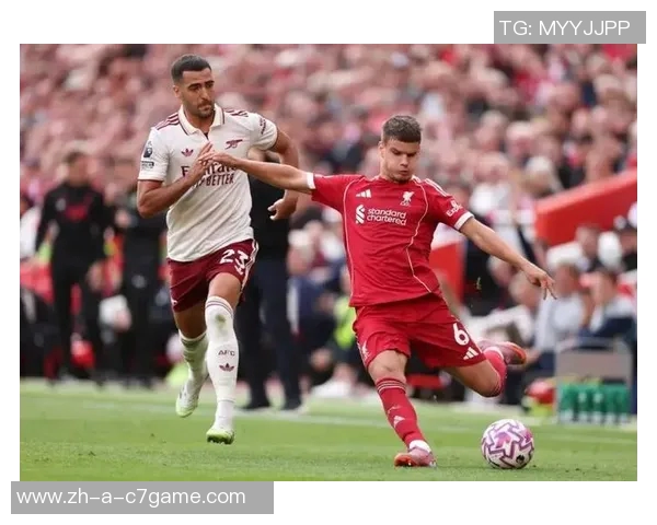 卡拉格称赞索博自信心提升期待他成为英超顶尖球员